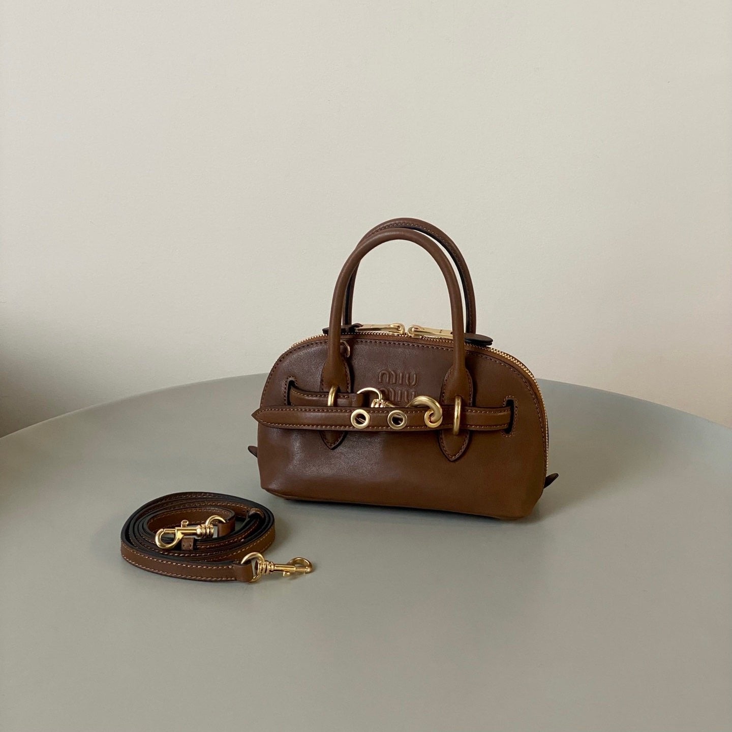 AVENTURE NAPPA MINI BAG 21 IN RUSSET BROWN CALFSKIN GOLD HARDWARE