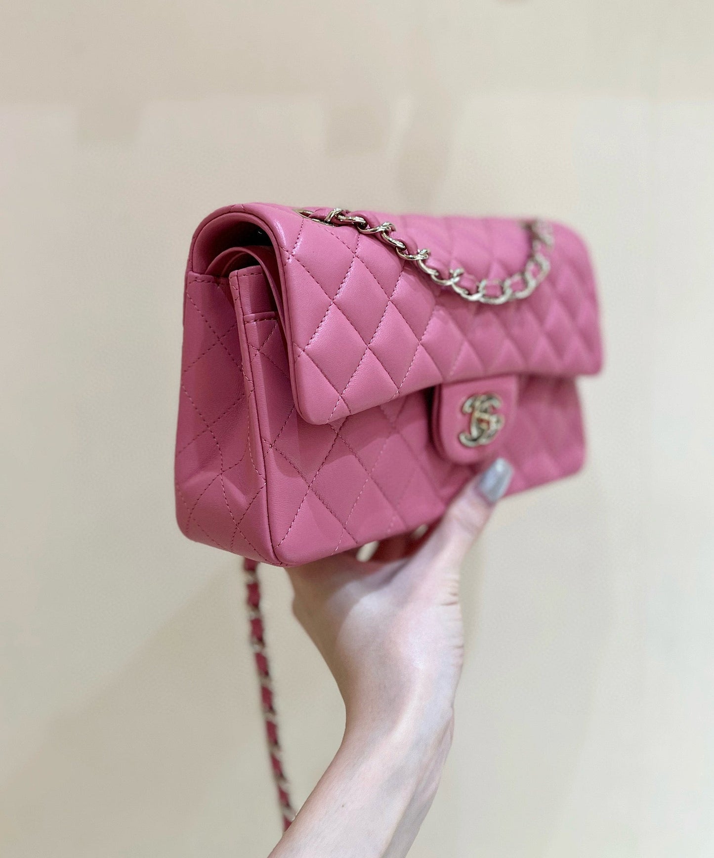 FLAP BAG 23CM GEM PINK LAMBSKIN GOLD HARDWARE