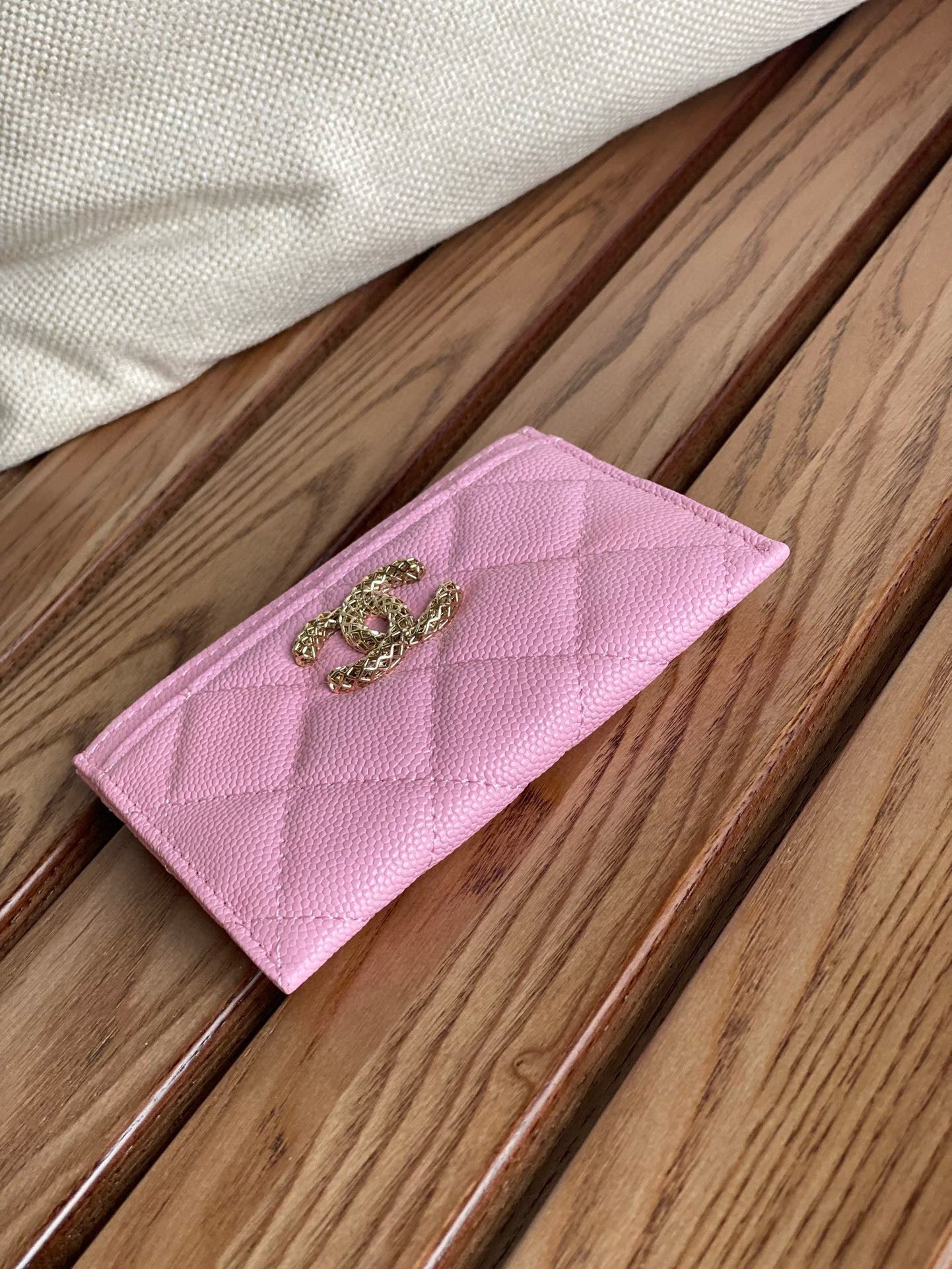 CC CARD HOLDER 10 PINK CAVIAR