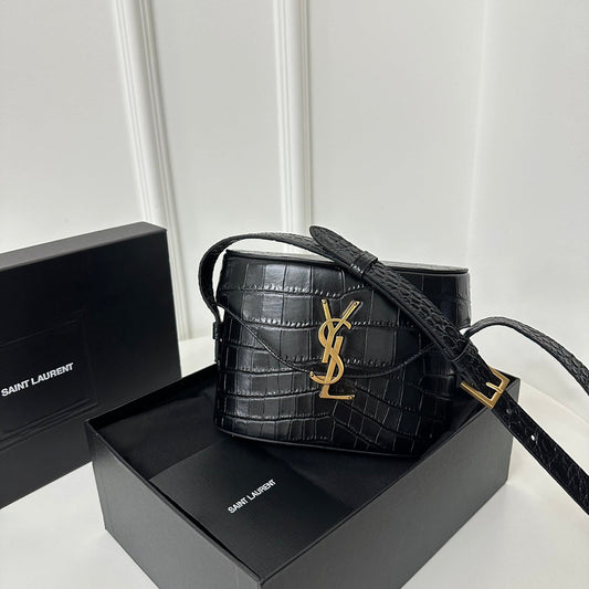 JUNE 19 BLACK CROCODILE LAMBSKIN WITH GOLD LOGO BOX BAG