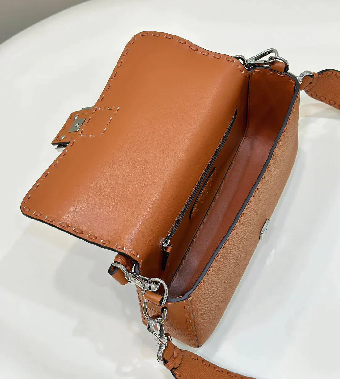 BAGUETTE 27CM TAN CALFSKIN SILVER HARDWARE