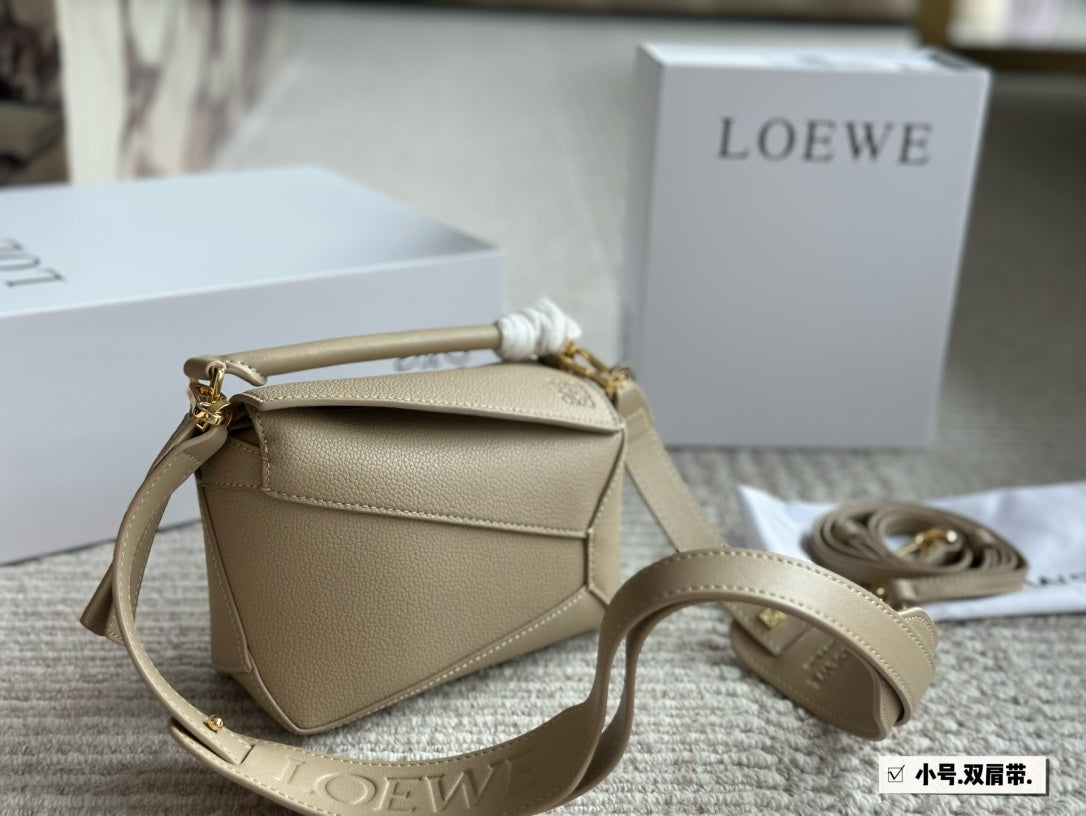 LOE MINI 18 PUZZLE BAG IN DARK CREAM CALFSKIN