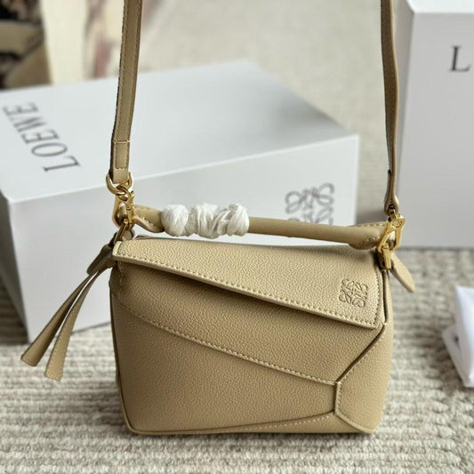 LOE MINI 18 PUZZLE BAG IN DARK CREAM CALFSKIN