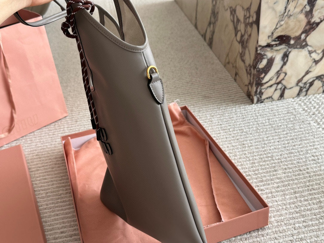 IVY TOTE BAG 35 IN GRAY CALFSKIN