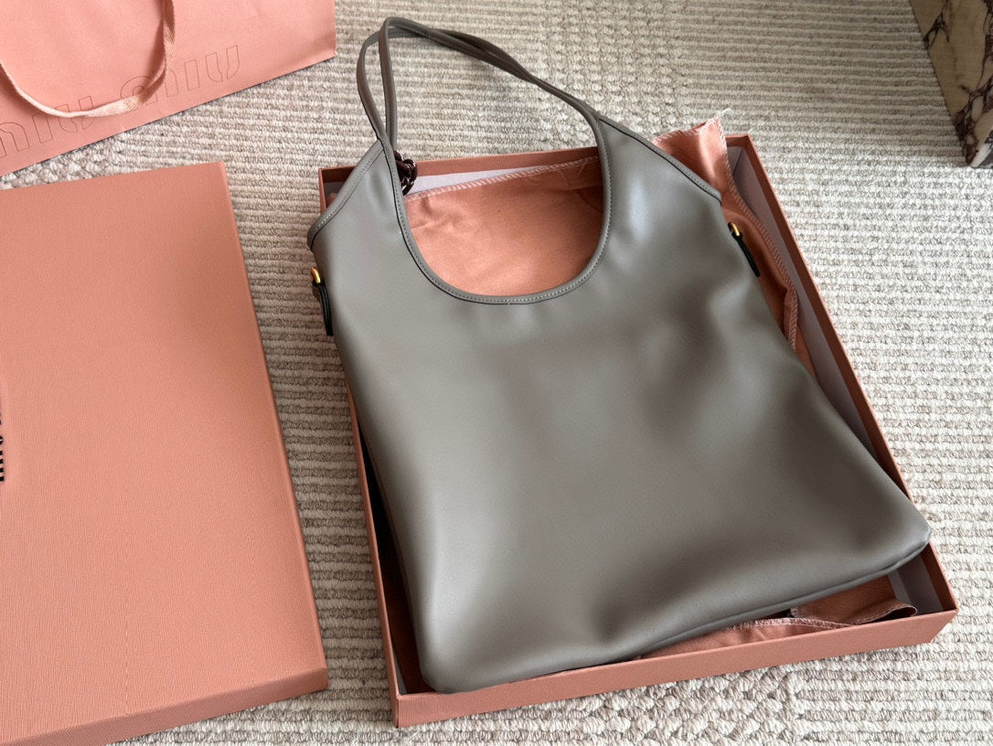 IVY TOTE BAG 35 IN GRAY CALFSKIN