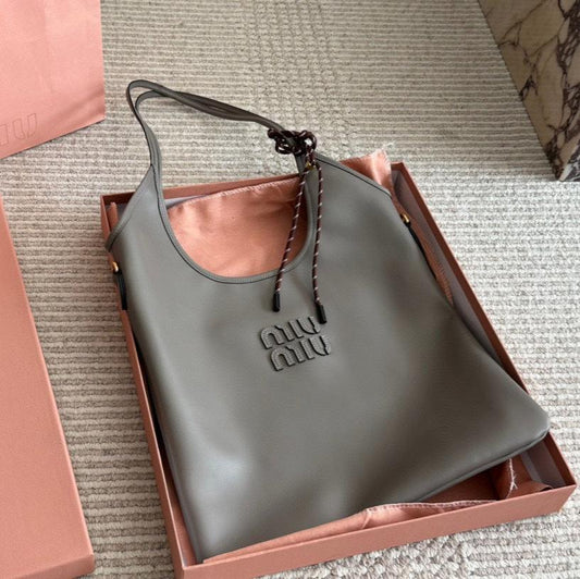 IVY TOTE BAG 35 IN GRAY CALFSKIN