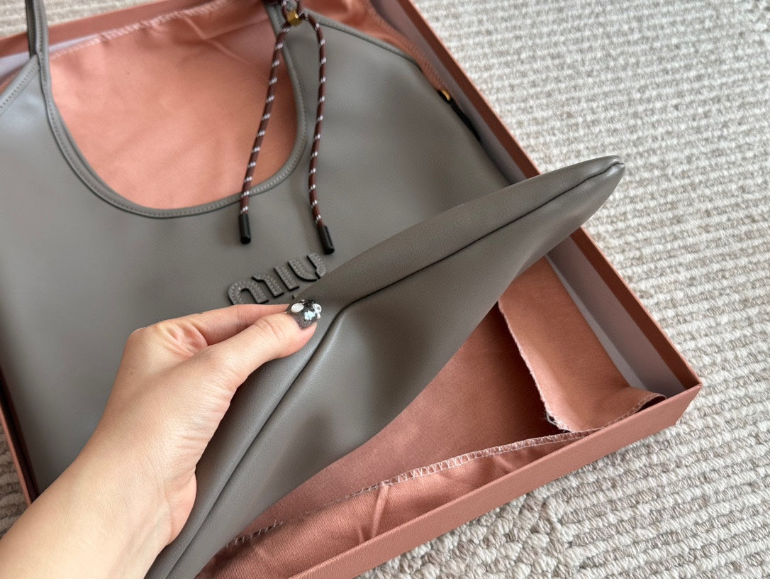 IVY TOTE BAG 35 IN GRAY CALFSKIN