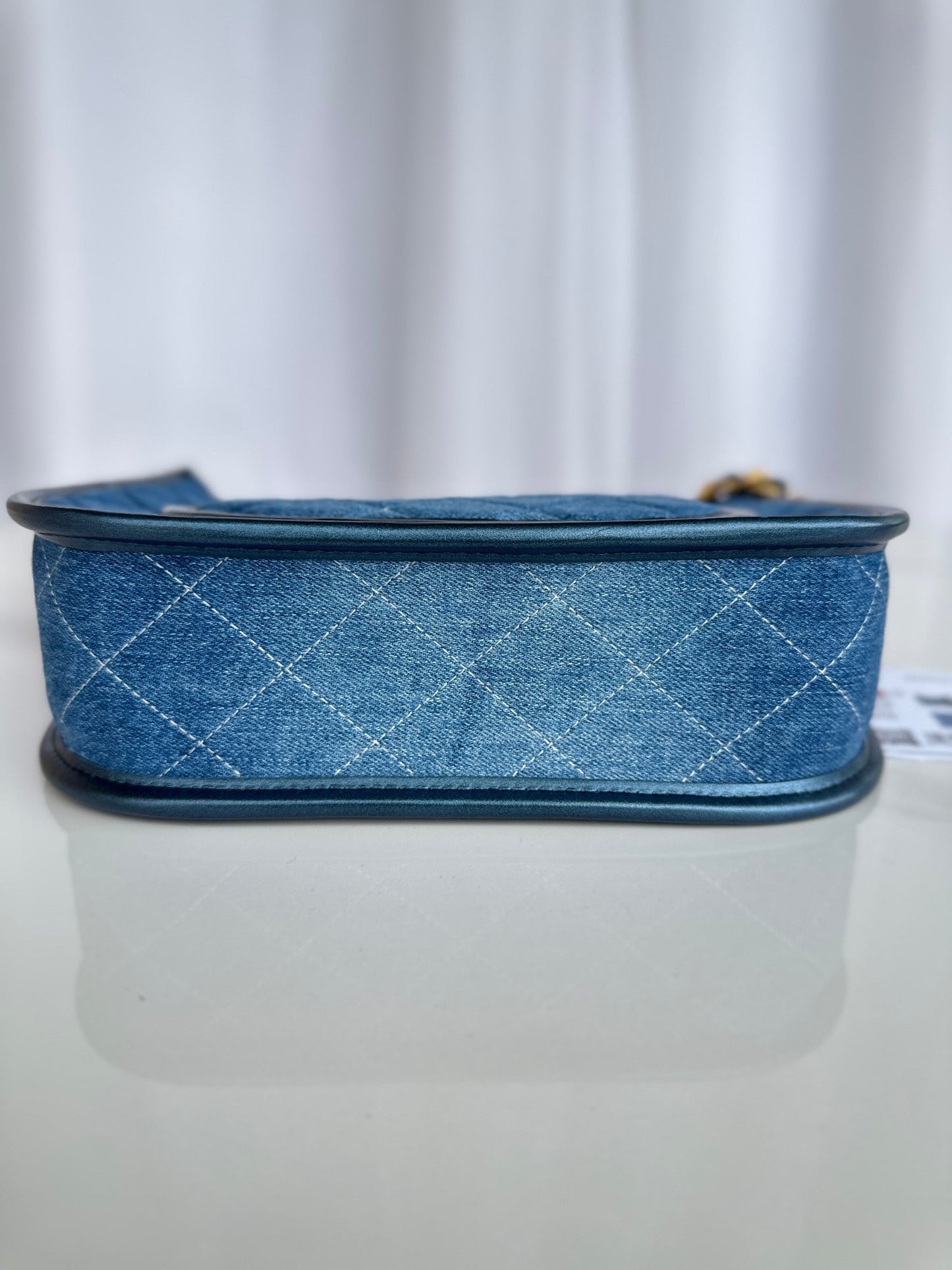 CC 25 HOBO HANDBAG IN LIGHT BLUE DENIM DIP