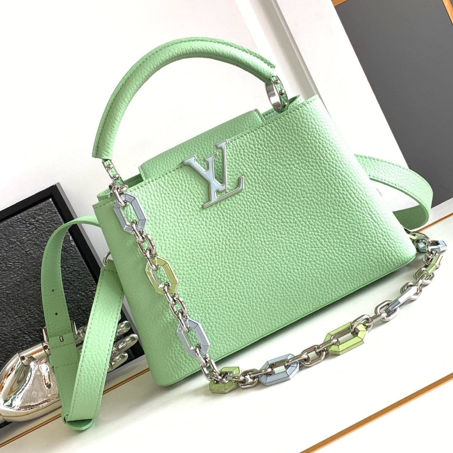 CAPUCINES BB 27 IN LIGHT GREEN TAURILLON SILVER HARDWARE