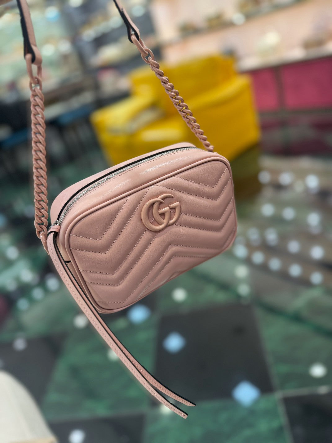 GG MINI 18 MARMONT MATELASSÉ SHOULDER BAG LIGHT PINK CALFSKIN