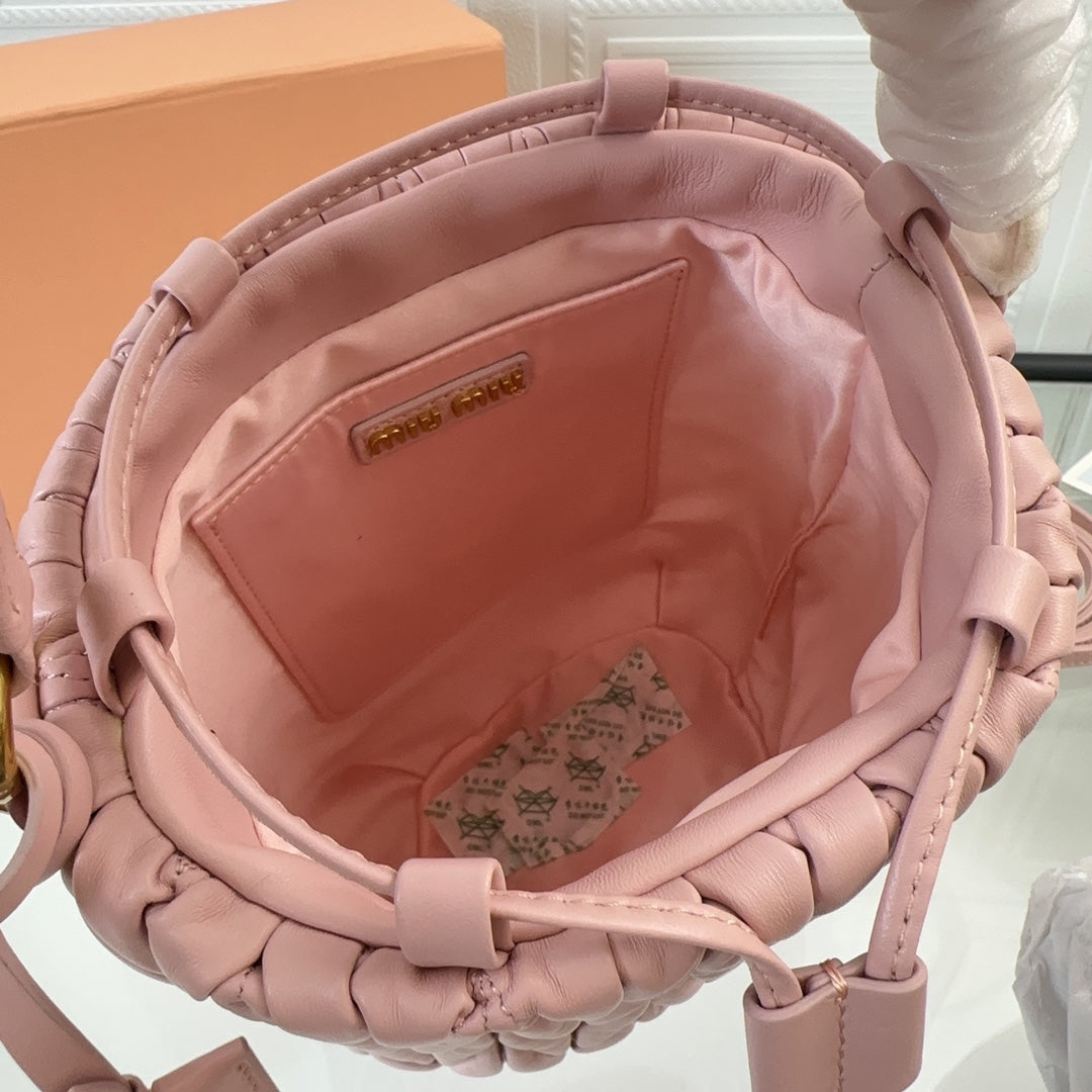 MATELASSÉ HANDBAG 20 IN LIGHT PINK LAMBSKIN