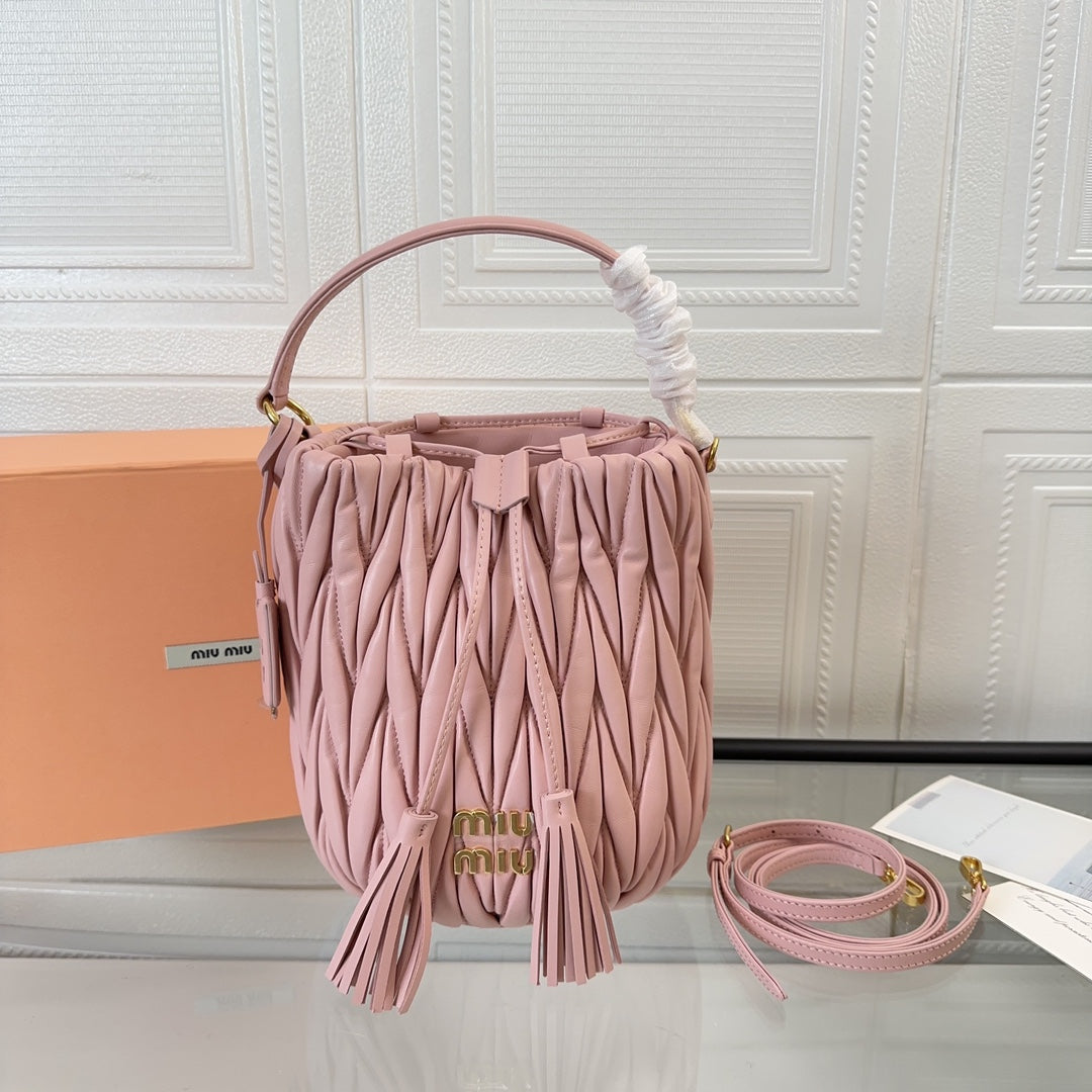 MATELASSÉ HANDBAG 20 IN LIGHT PINK LAMBSKIN