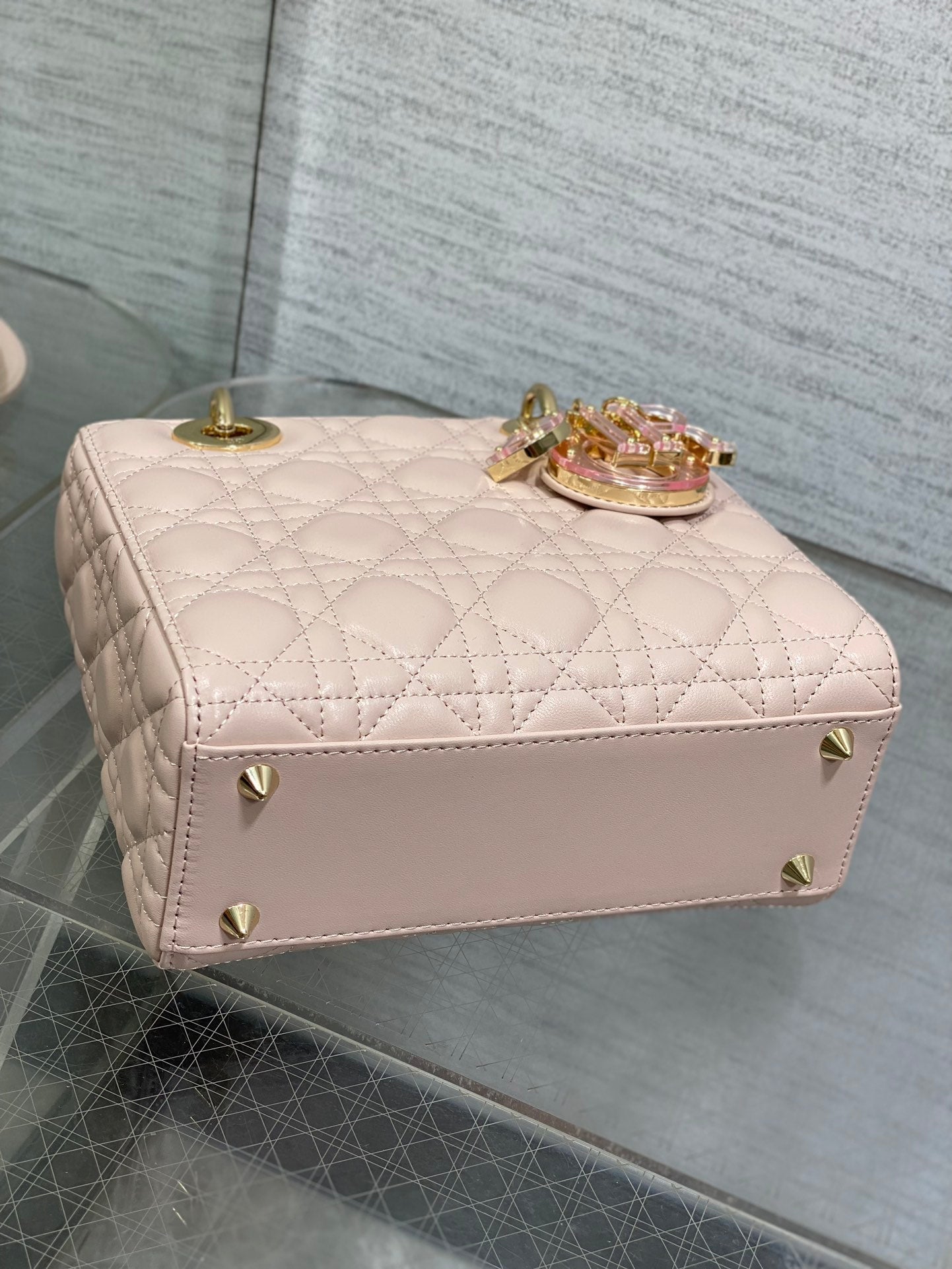 LADY MINI BAG 20 IN LIGHT PINK LAMBSKIN