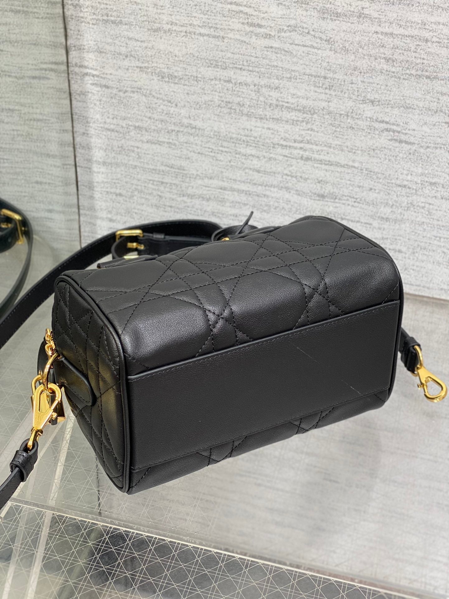 GROOVE MINI 20 BAG IN BLACK LAMBSKIN