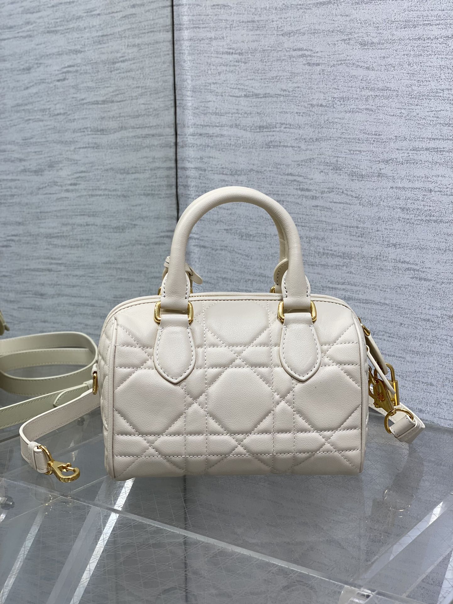 GROOVE 20 BAG IN WHITE CREAM LAMBSKIN