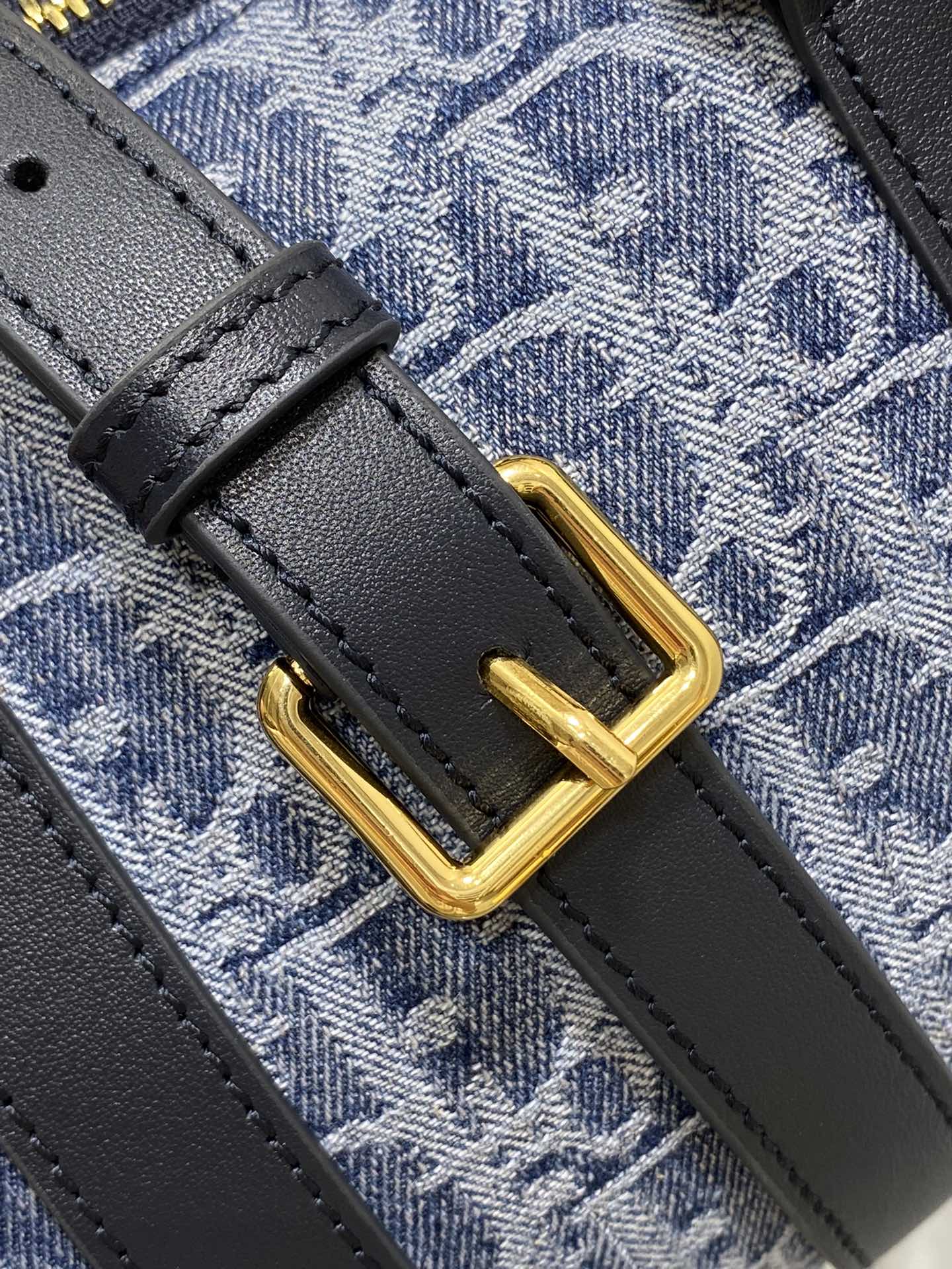 GROOVE 20 BAG IN DENIM BLUE OBLIQUE MONOGRAM JACQUARD