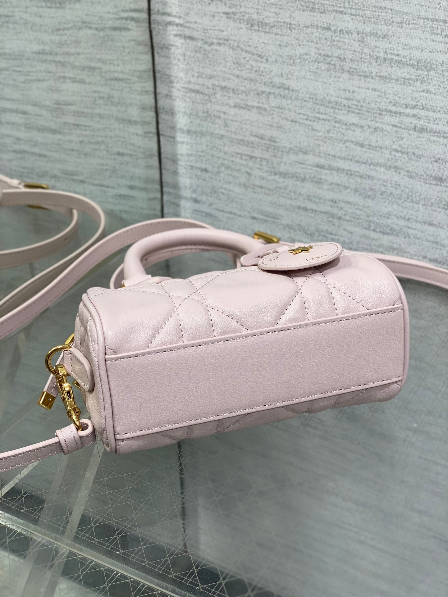 GROOVE MINI 17 BAG IN LIGHT PINK LAMBSKIN