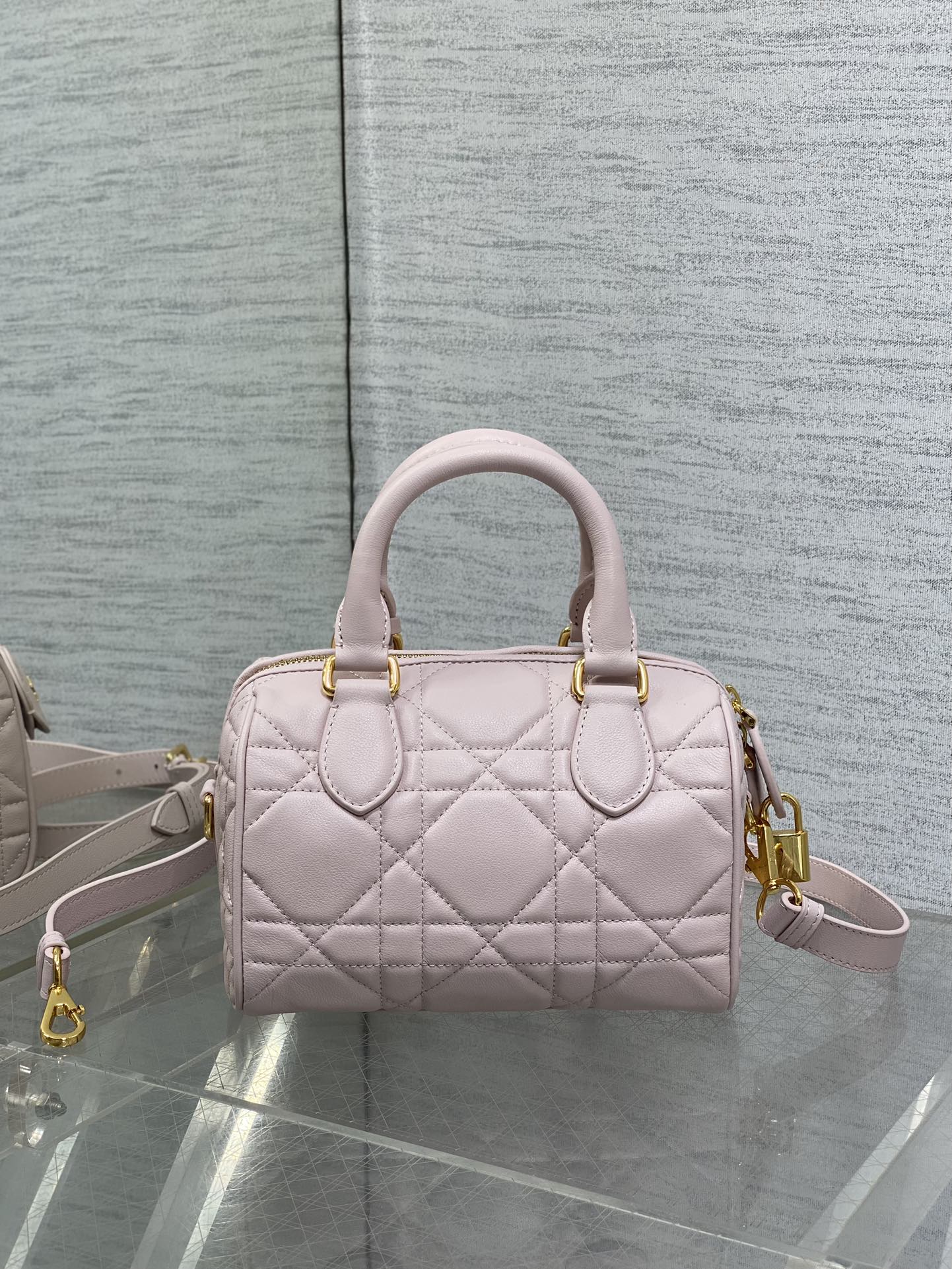 GROOVE 20 BAG IN LIGHT PINK LAMBSKIN