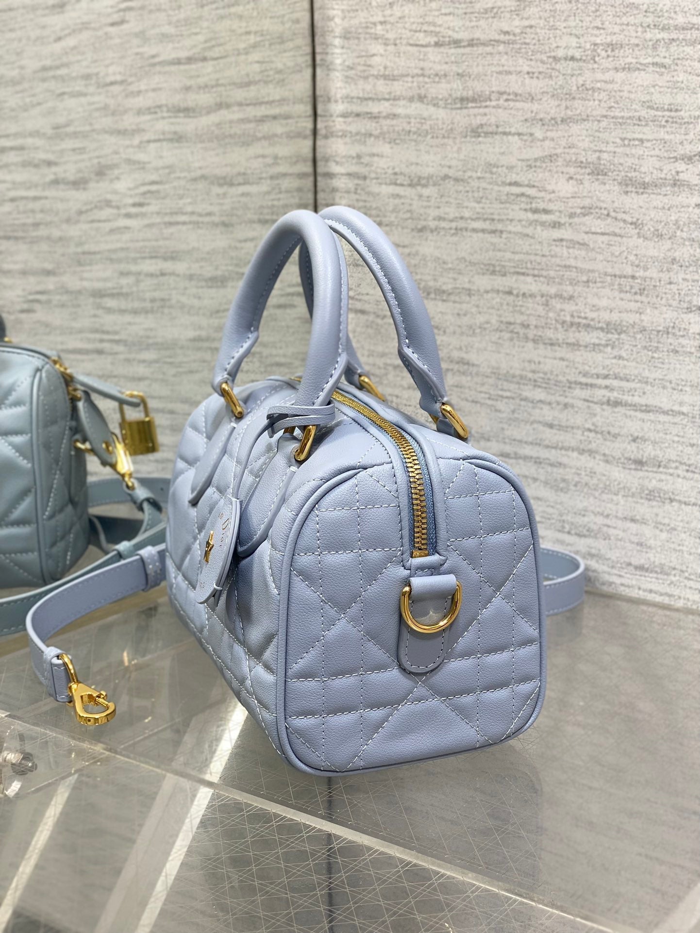 GROOVE 20 BAG IN LIGHT BLUE LAMBSKIN