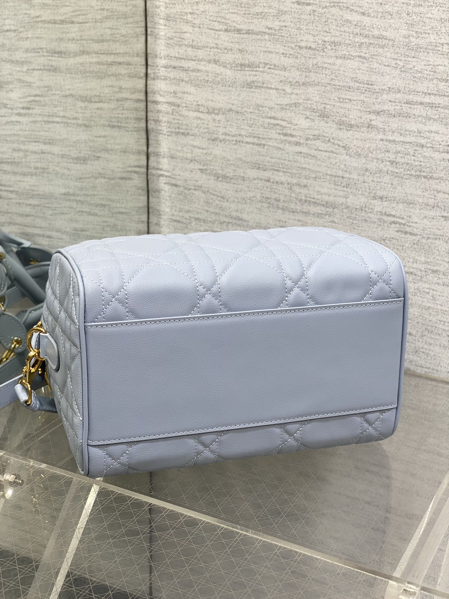 GROOVE 25 BAG IN LIGHT BLUE LAMBSKIN