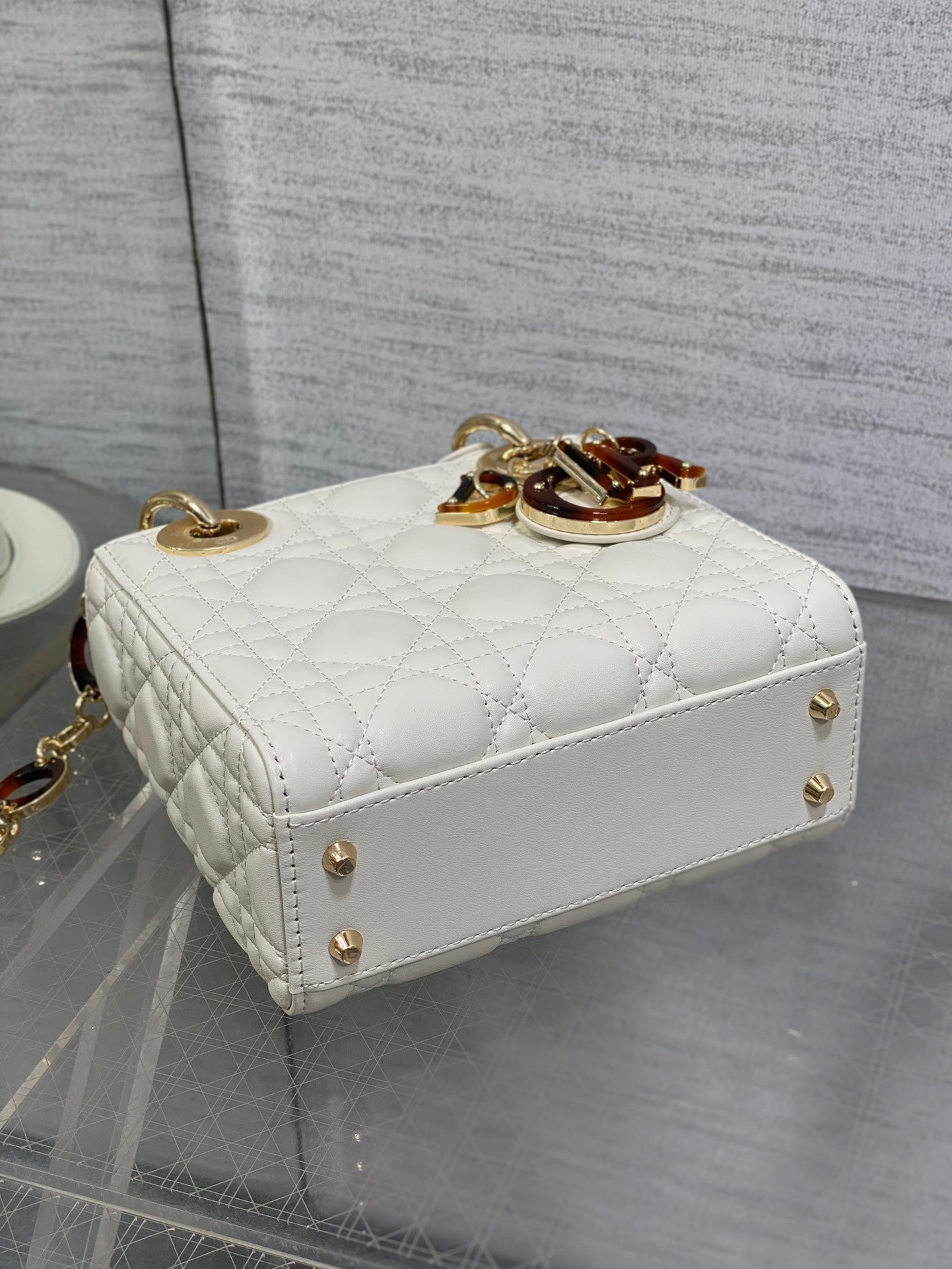 MINI 17 LADY BAG IN WHITE MACROCANNAGE LAMBSKIN WITH GOLD HARDWARE