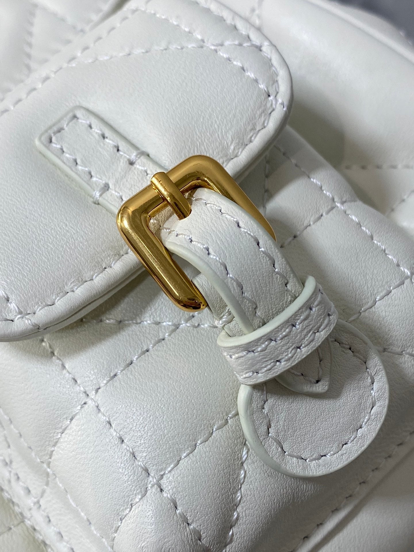 SMALL 20 CARO BACKPACK IN WHITE MACROCANNAGE LAMBSKIN