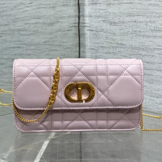 MONTAIGNE AVENUE MINI 19 BAG IN LIGHT PINK CALFSKIN WITH GOLD HARDWARE