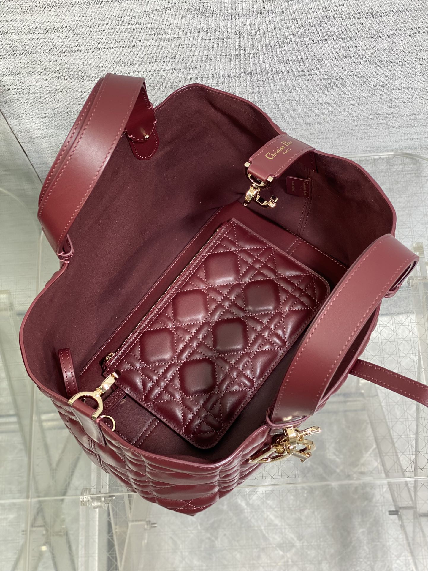 ALWAYS MEDIUM 28 BAG IN BURGUNDY RED MACROCANNAGE CALFSKIN