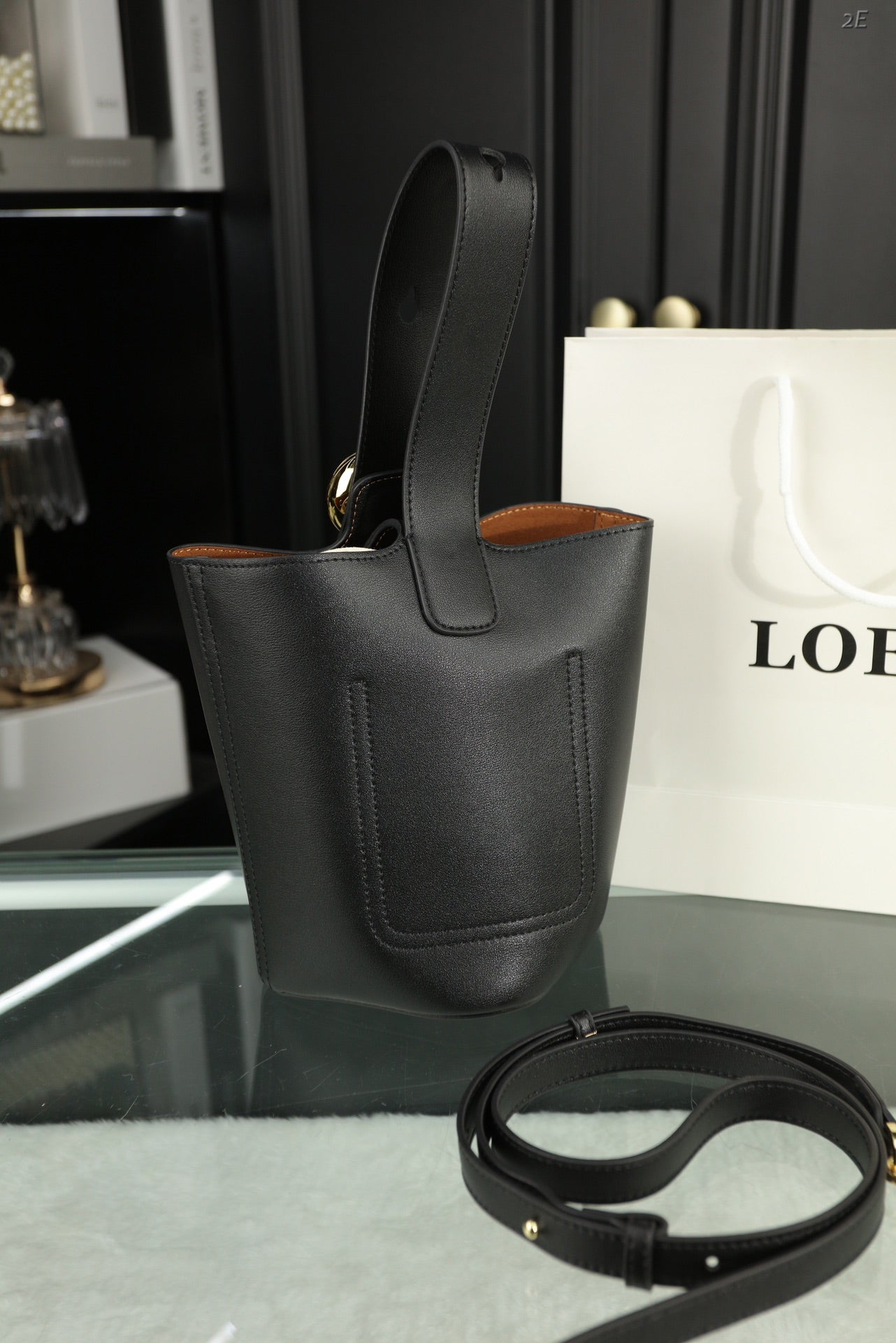 LOE MINI 19 PEBBLE BUCKET IN BLACK MELLOW CALFSKIN