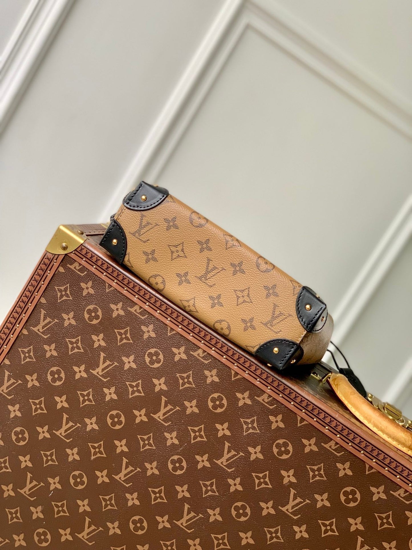 NOÉ TRUNK 23 IN BROWN MONOGRAM REVERSE CANVAS GOLD HARDWARE