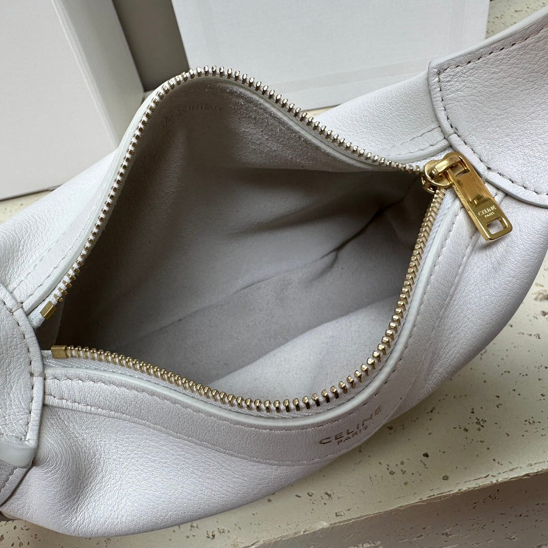 MINI 19 ROMY IN WHITE SUPPLE CALFSKIN