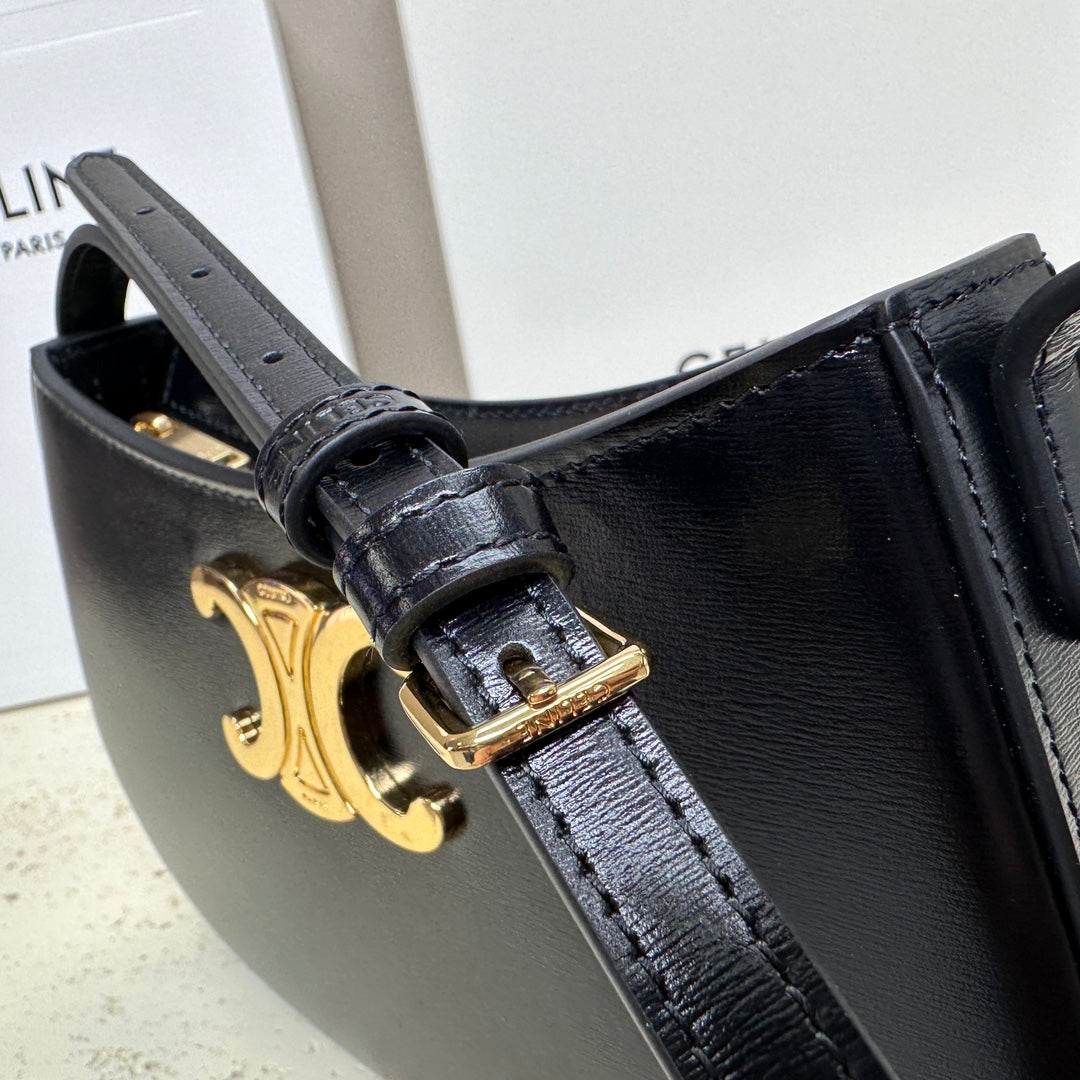 MINI 22 TILLY BAG IN BLACK SHINNY CALFSKIN