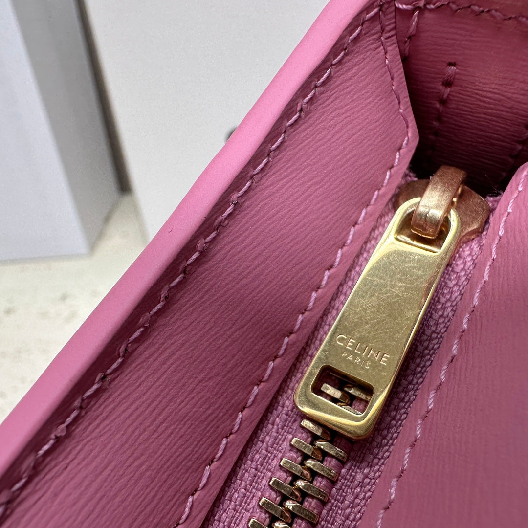 MINI 22 TILLY BAG IN CREPE PINK SHINNY CALFSKIN