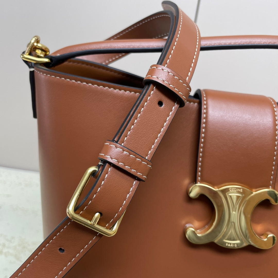 MEDIUM 28 LOUISE BAG IN BRONZE BROWN SMOOTH CALFSKIN