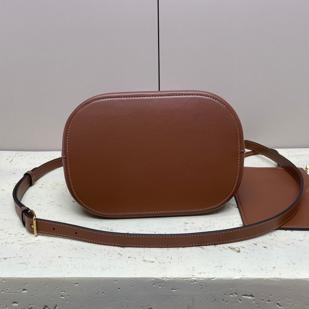 MEDIUM 28 LOUISE BAG IN BRONZE BROWN SMOOTH CALFSKIN