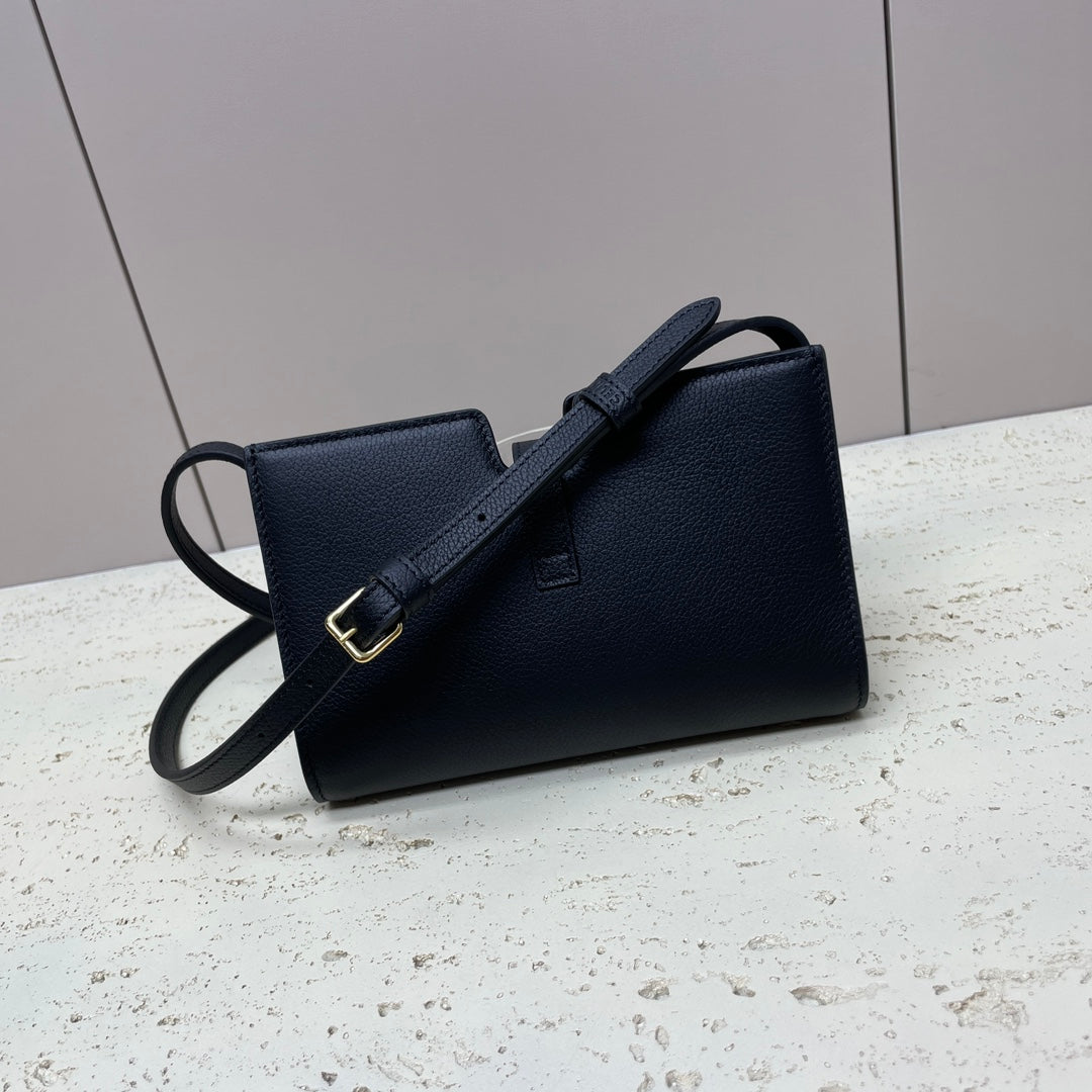 MINI 18 STRAP POCHETTE IN BLACK SUPPLE CALFSKIN