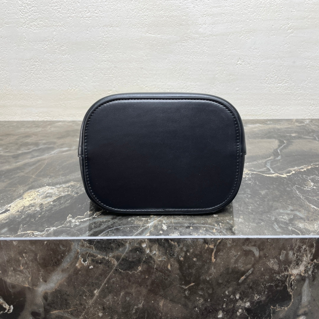 MINI 19 LOUISE BAG IN BLACK SMOOTH CALFSKIN