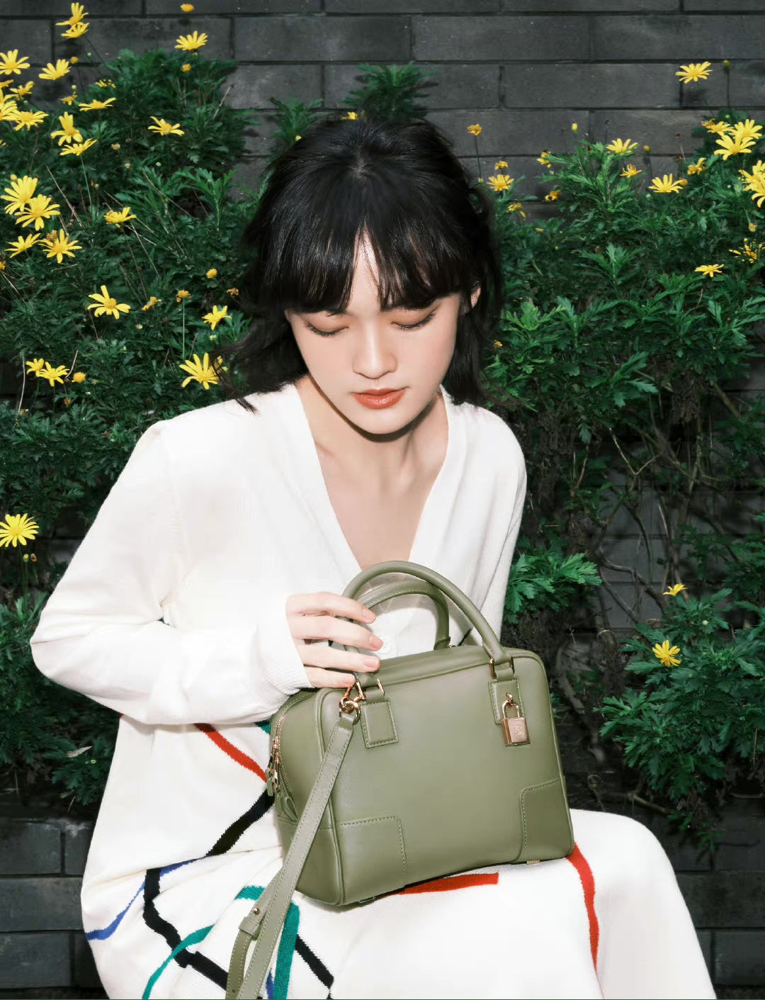 LOE AMAZONA 19 BAG IN AVOCADO GREEN NAPPA CALFSKIN