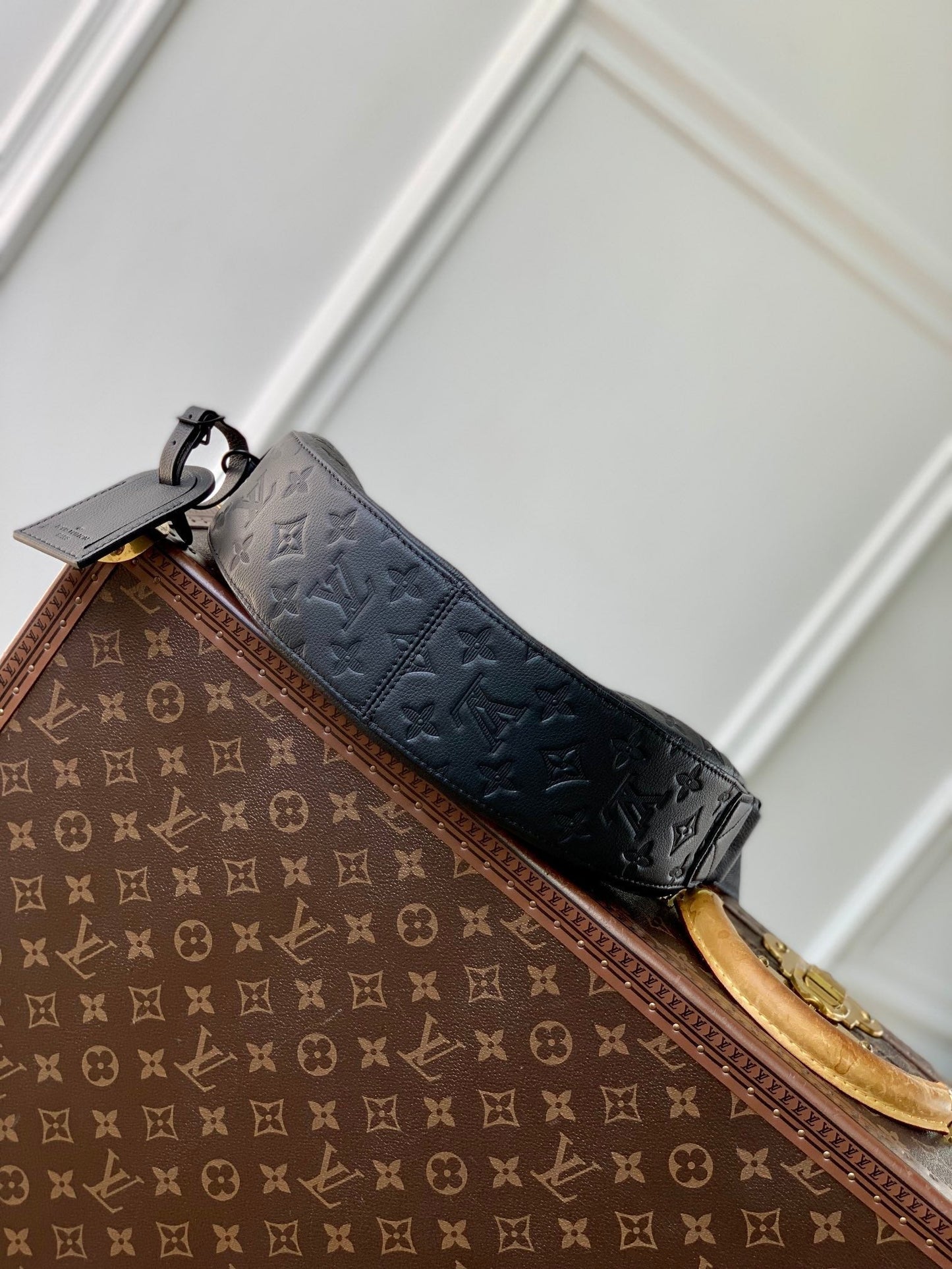 HAMAC BAG 28 IN BLACK MONOGRAM SHADOW