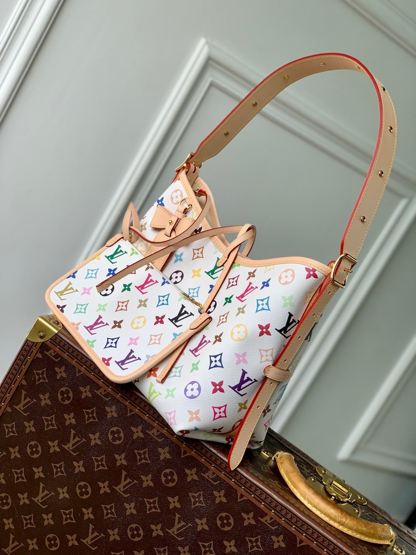 CARRYALL PM 29 IN MULTICOLOR MONOGRAM CANVAS