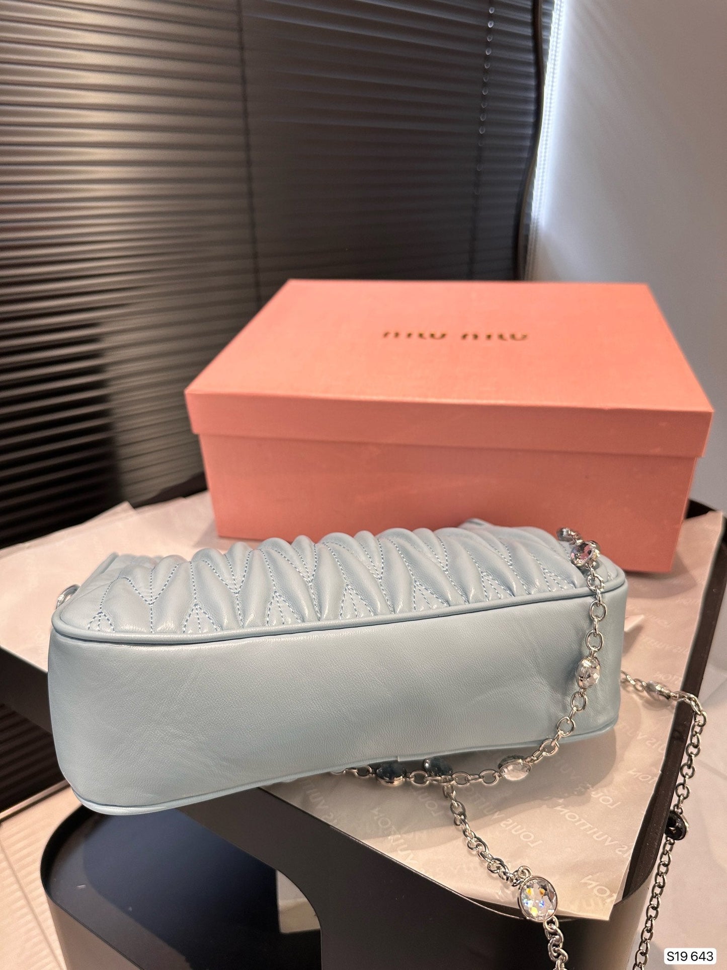 CRYSTAL CHAIN 25 BAG IN BABY BLUE LAMBSKIN