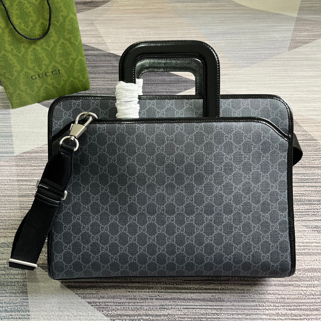 BRIEFCASE 40 WITH INTERLOCKING G BLACK CANVAS