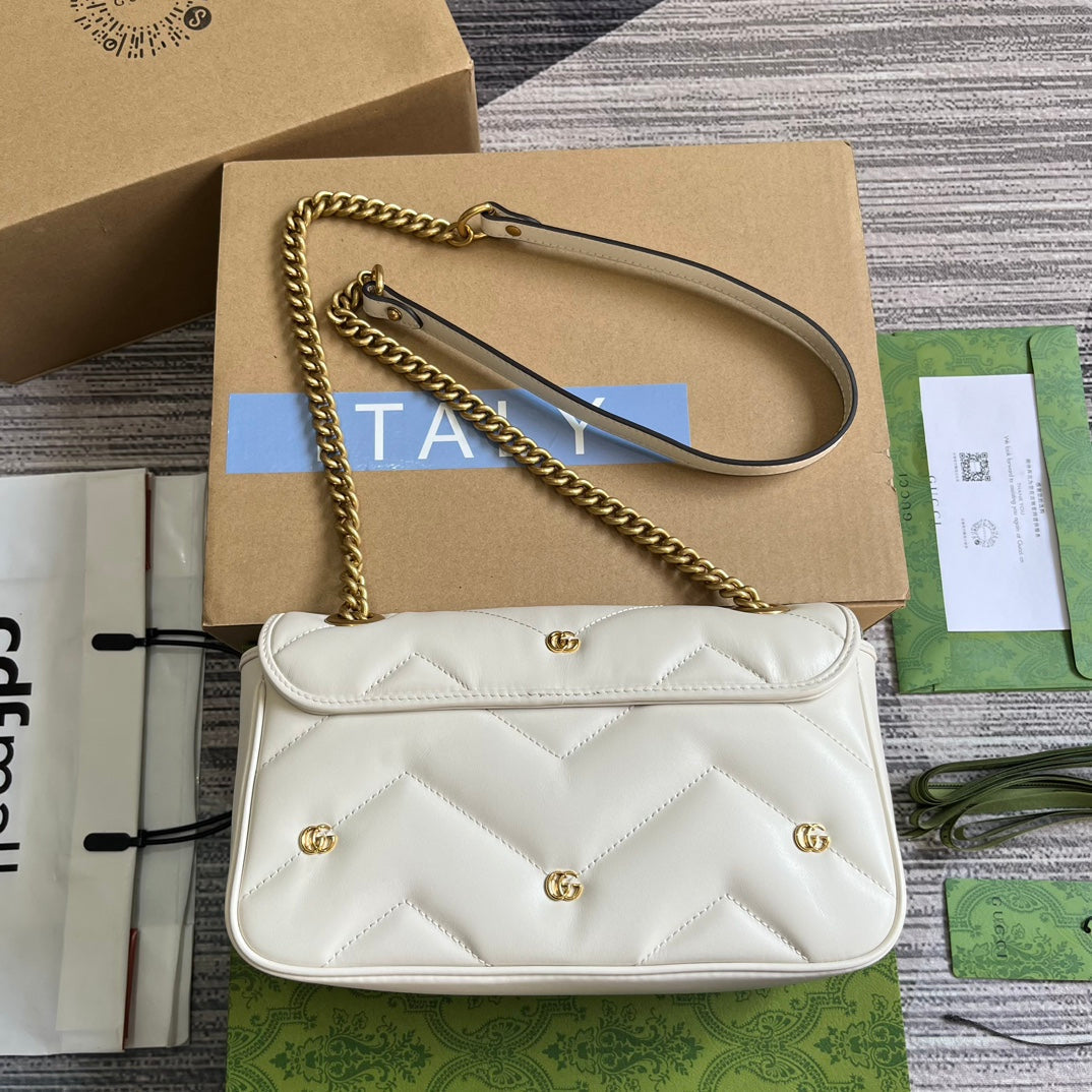 GG MARMONT MEDIUM 26 BAG IN WHITE LAMBSKIN