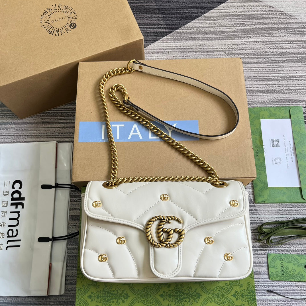 GG MARMONT MEDIUM 26 BAG IN WHITE LAMBSKIN