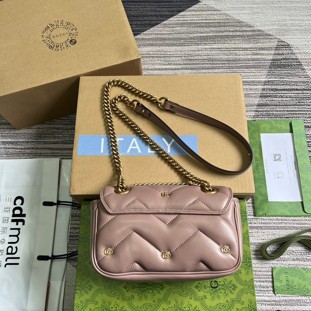 GG MARMONT SMALL 22 BAG IN HOT PINK LAMBSKIN