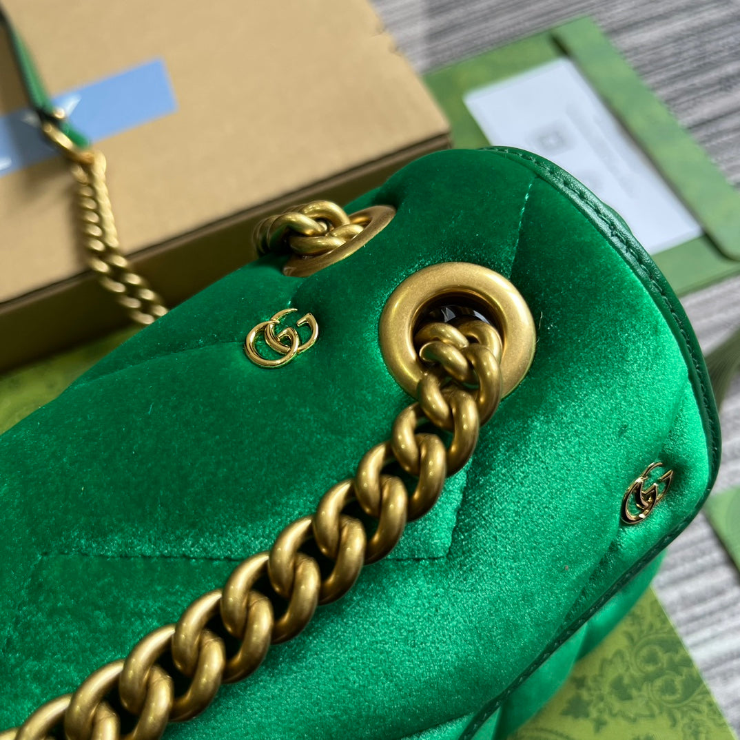 GG MARMONT MINI 22 BAG IN COOL GREEN VELVET