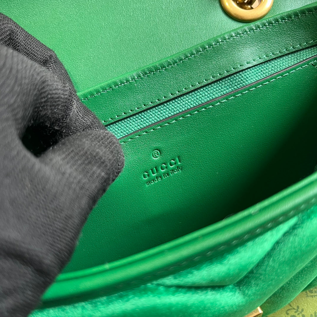 GG MARMONT MINI 22 BAG IN COOL GREEN VELVET