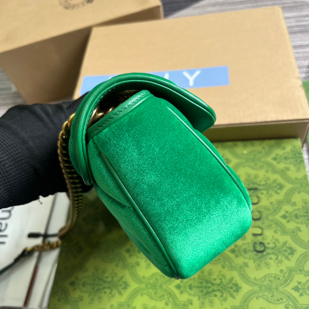 GG MARMONT MINI 22 BAG IN COOL GREEN VELVET