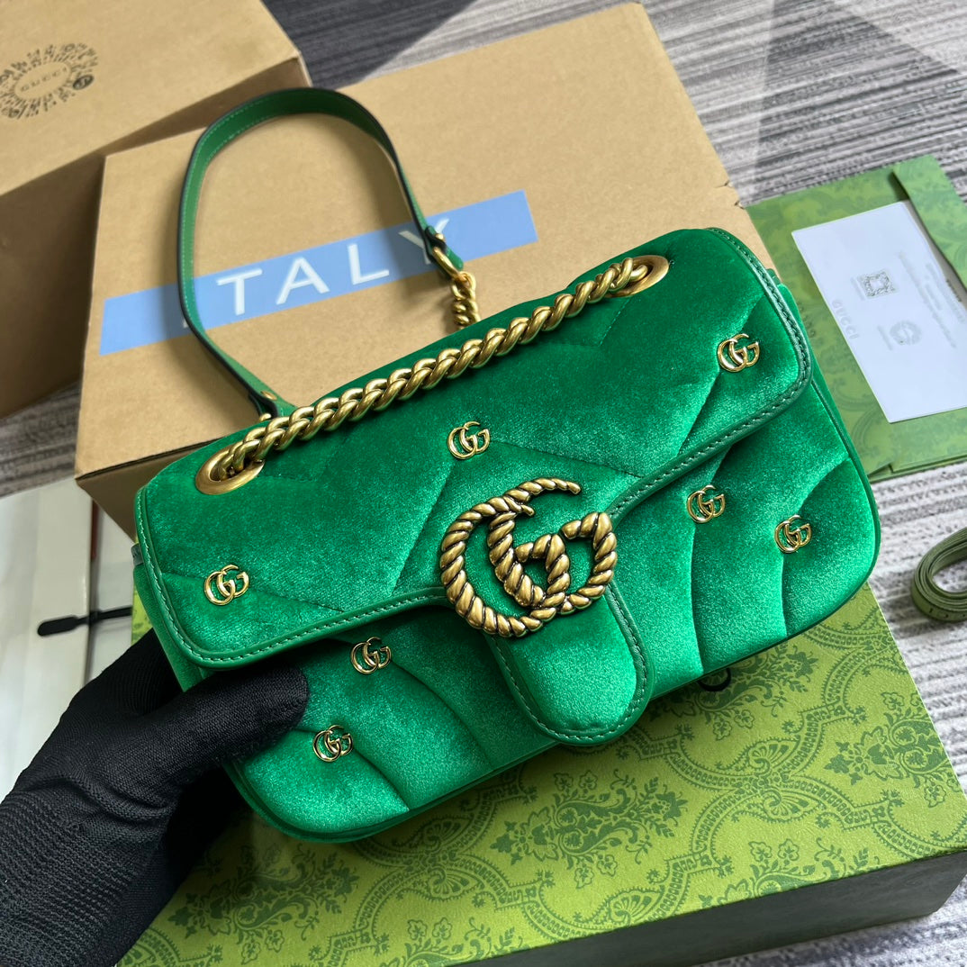 GG MARMONT MINI 22 BAG IN COOL GREEN VELVET