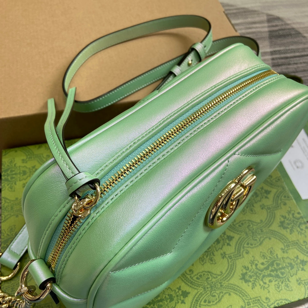 GG MARMONT 24 SMALL MATELASSÉ SHOULDER BAG GREEN IRIDESCENT CALFSKIN